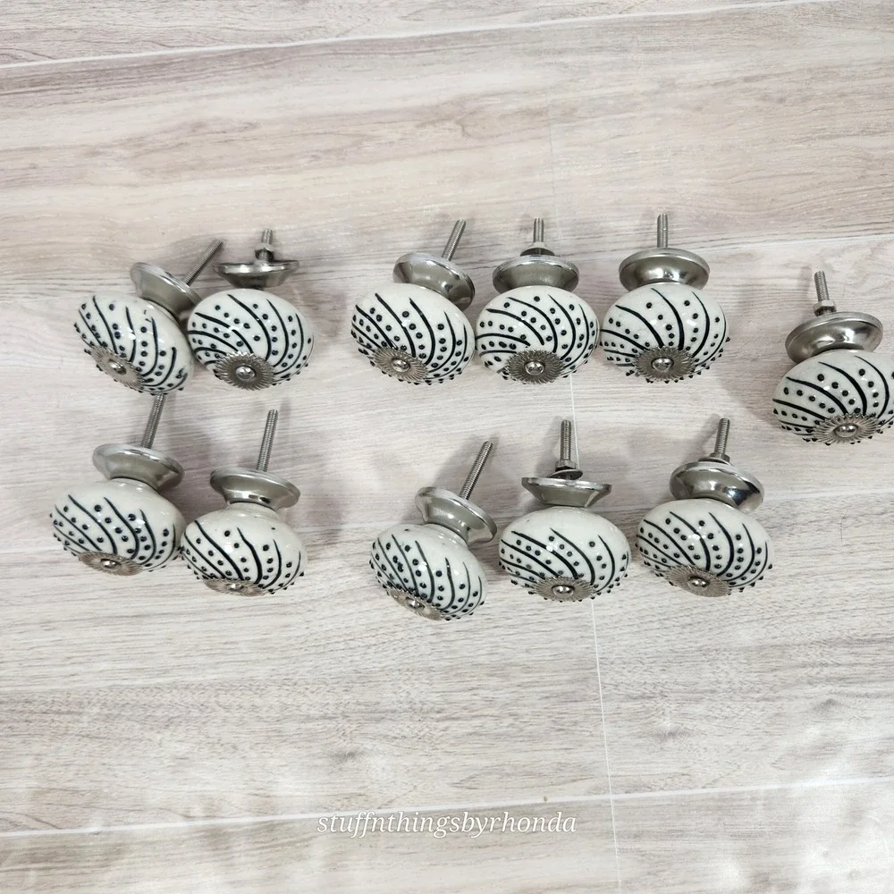 Hobby Lobby Ceramic‎ Drawer/ Cabinet Knobs Ivory, Black & Silver Ornate Dotted